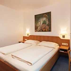 Anker 3* Sommerhausen
