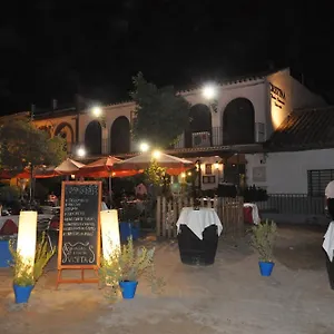 https://hostal-cristina-el-rocio.es-andalucia.com
