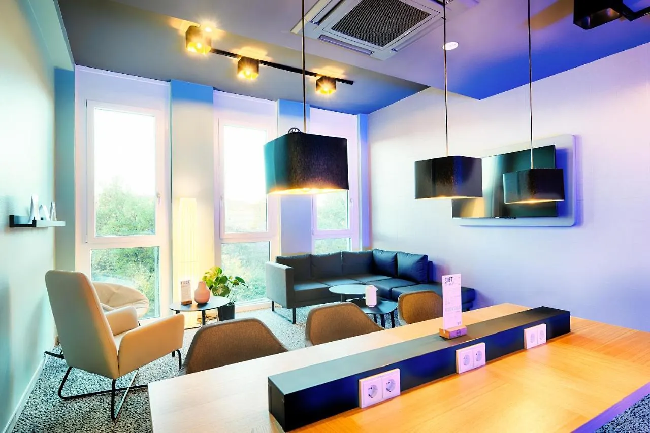 ***  B&B Hotel Nuernberg-West Γερμανία